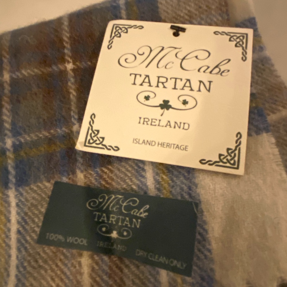 McCabe Tartan Ireland NWT 100% Wool Plaid Scarf in Blue and Brown Cozy - Picture 2 of 6